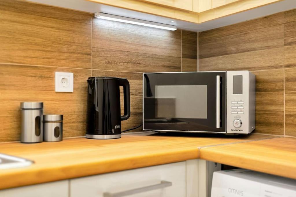 Artemis Modern Apartment Atene Esterno foto