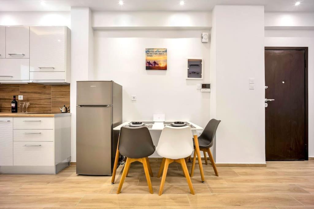 Artemis Modern Apartment Atene Esterno foto