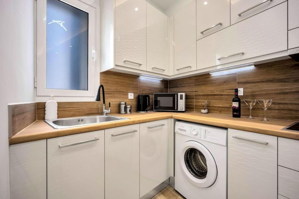 Artemis Modern Apartment Atene Esterno foto