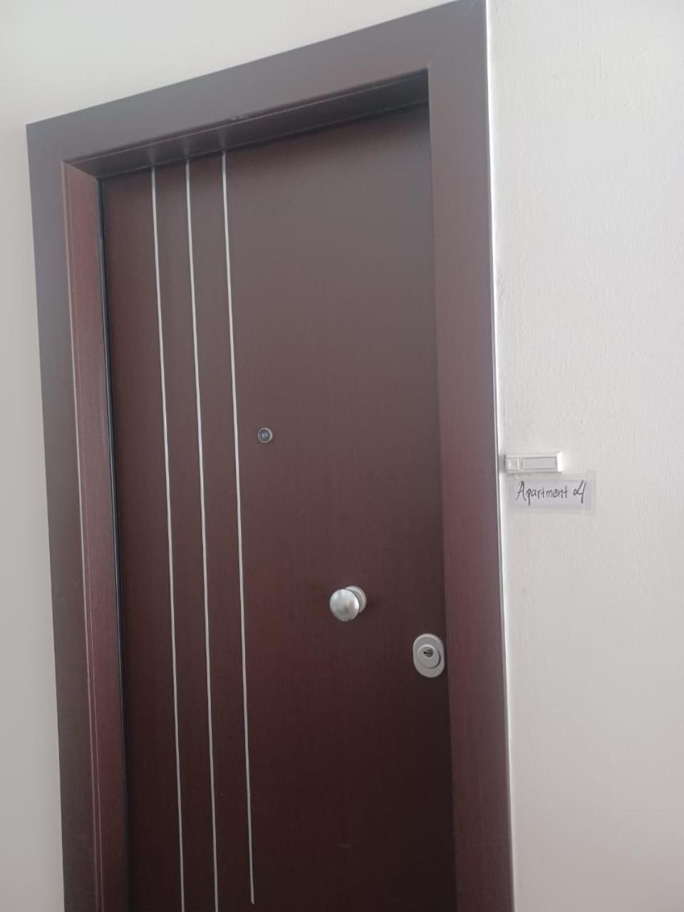 Artemis Modern Apartment Atene Esterno foto